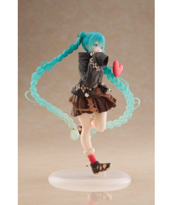Figura Taito Hatsune Miku Fashion Outdoor - 18cm - ¡Estilo y Aventura Vocaloid!