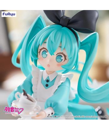 Figura FuRyu Hatsune Miku Wonderland Desktop Fairy - Hatsune Miku - La Hora del Té más Mágica del País de las Maravillas 16cm