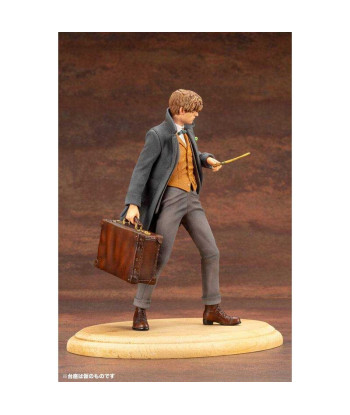 Figura Animales fantásticos 2 Estatua PVC ARTFX+ 1/10 Newt Scamander 18 cm