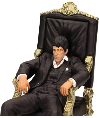 FIGURA TONY MONTANA SENTADO FIGURA 18 CM SCARFACE