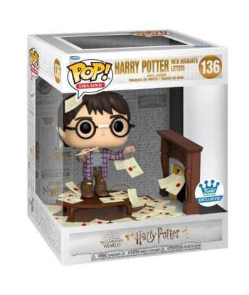 FUNKO POP! HARRY POTTER WITH HOGWARTS LETTER (136) - HARRY POTTER