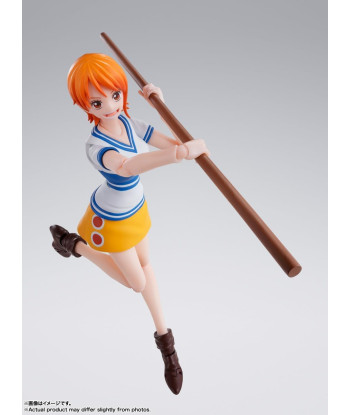 FIGURAONE PIECE - Nami "Romance Dawn" - SH Figuarts Figure 14cm