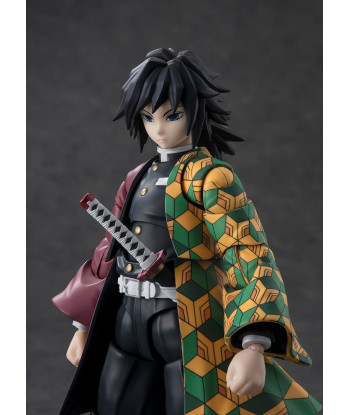 GIYU TOMIOKA FIG.15 CM DEMON SLAYER KIMETSU NO YAIBA SH FIGUARTS